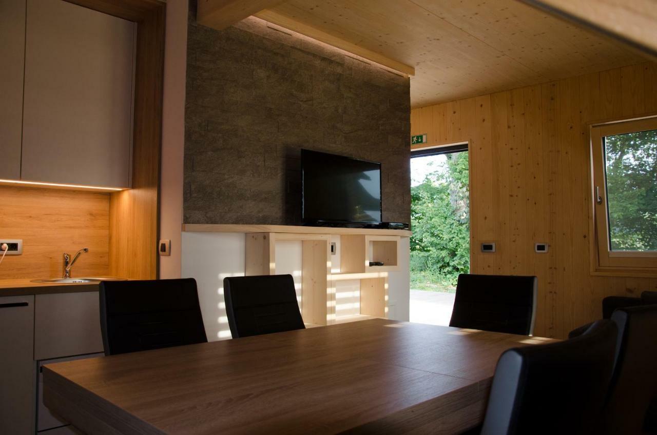 Apartmaji Rajska Ptica Μπλεντ Εξωτερικό φωτογραφία